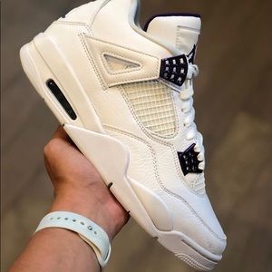 Jordan 4 metallic purple